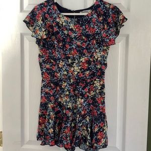 Ruffled sleeve and shirt romper